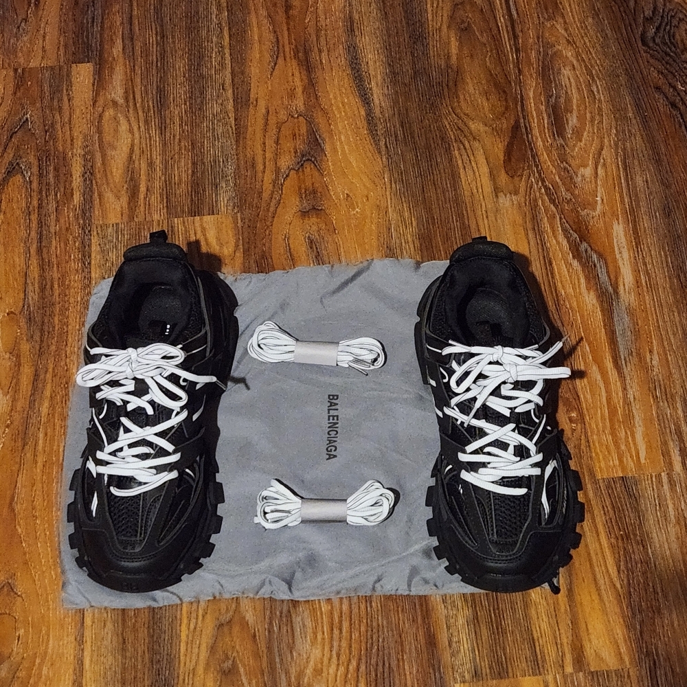 Balenciaga Black Sneakers with White Laces Brand New With Box Size 10